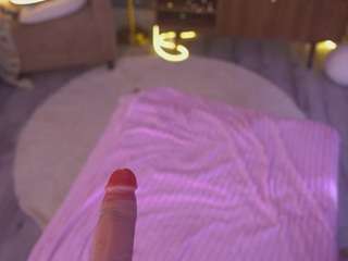 brittneyhart Live Webcam on CamSoda