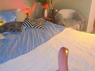 brittneyhart live webcam show