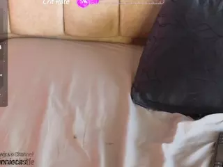 Hannie Castle's Live Sex Cam Show
