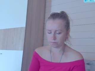 servallinya Live Webcam on CamSoda
