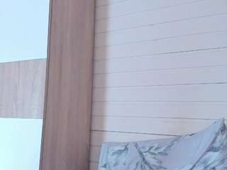 le modèle servallinya est en webcam porno dans un show sur le site camsoda, il possède les tags suivants: ass,lovense,toys,thong,tease,strip,spank,pussy,orgasm,no smoking,middle aged,mature,asshole,lush,lingerie,cum,bedroom,bikini,blue eyes,grey eyes