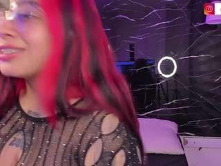 Ce modèle est en direct maintenant. sofiia-rubb
