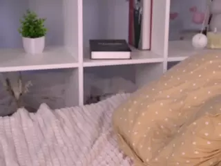 AlliceWilson's Live Sex Cam Show