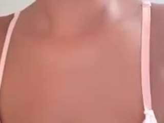 Arethasaint on CamSoda