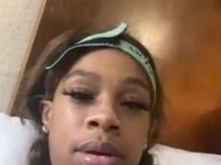 sexiieeyella