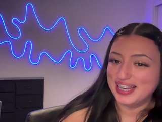 rubybabyxo's live room