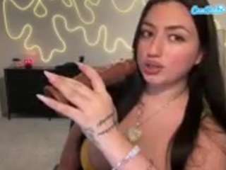 rubybabyxo's live room