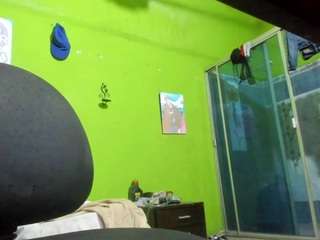 brendasmith-69 Live Webcam on CamSoda