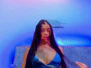  niki-white chat room