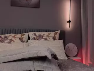 adelheid1's Live Sex Cam Show
