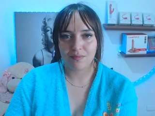 le modèle anyelabubble est en webcam porno dans un show sur le site camsoda, il possède les tags suivants: ahegao,hairy pussy,young adult,toys,teen 18,tease,tattoos,strip,squirter,spank,shaved-pussy,sexting,pussy,natural,anal,lingerie,lovense,hairy armpits,cum,anal toys