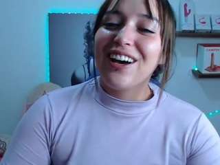 AnyelaBubble live webcam show