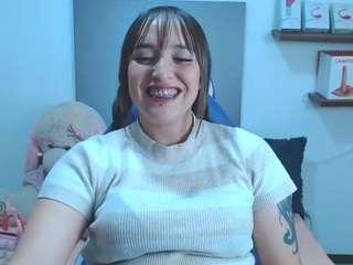 Live cam show with AnyelaBubble