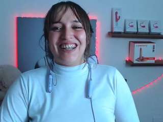AnyelaBubble live cam
