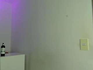 emilyhick live webcam show