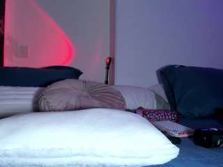 emilyhick live webcam show