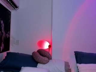emilyhick live webcam show