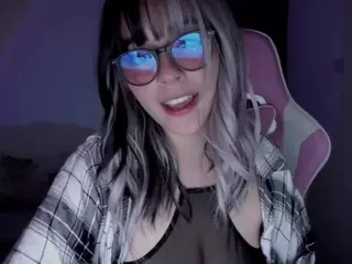 emilyhick's Live Sex Cam Show