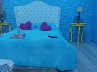 MarilynFuckBubs's Live Sex Cam Show