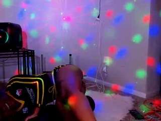 yiaunaniree Live Webcam on CamSoda