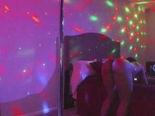 yiaunaniree Live Webcam on CamSoda