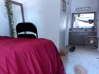 yiaunaniree's live room
