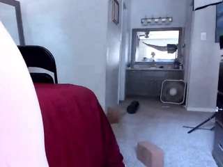 YAYA live webcam show