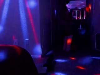 YAYA live cam preview