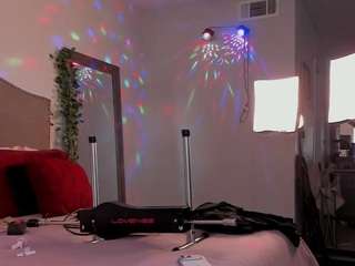 yiaunaniree's live room