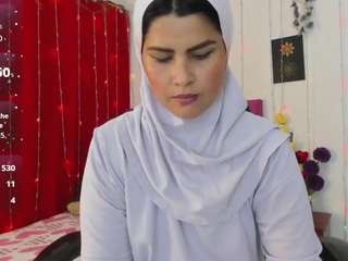 aishaamin live cam profile