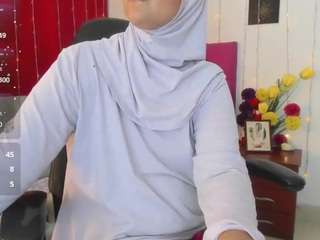 aishaamin webcam