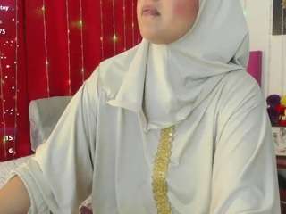 le modèle aishaamin est en webcam porno dans un show sur le site camsoda, il possède les tags suivants: amateur,arab,wet,toys,thong,teen-18,tease,tattoos,strip,solo,robe,pussy,public,orgasm,office,nipple piercings,massage,lush,lovense,ass