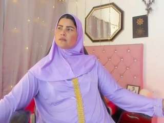 AishaAmin live cam preview
