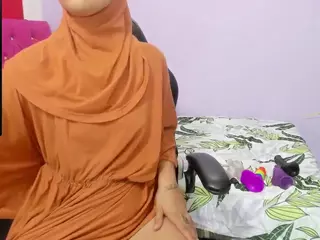 AishaAmin's Live Sex Cam Show