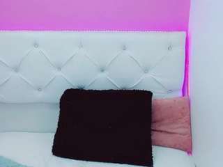 dayana-naughty