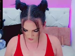 dayana-naughty Live Webcam on CamSoda