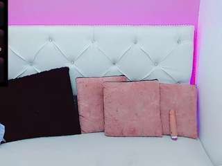 dayana-naughty