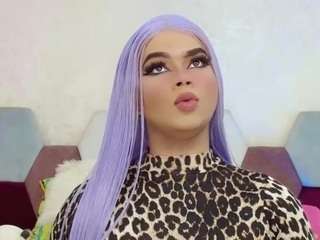 miss-adriana