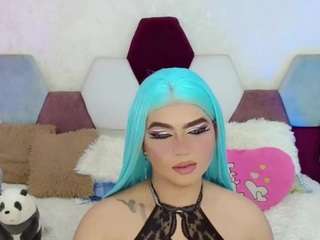 miss-adriana Live Webcam on CamSoda