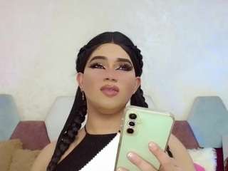 miss-adriana