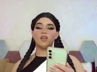 miss-adriana
