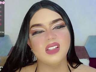 miss-adriana camsoda