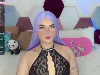miss-adriana Live Webcam on CamSoda