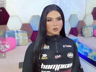 miss-adriana