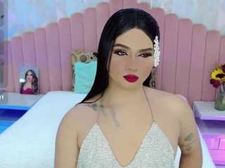 miss-adriana Live Webcam on CamSoda