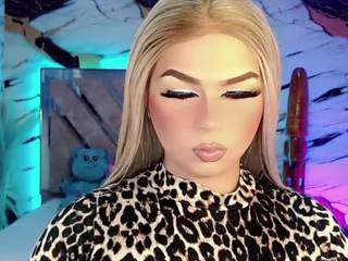 miss-adriana