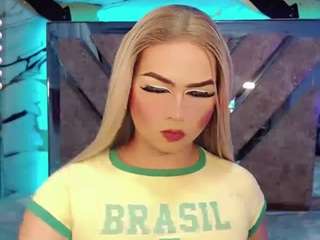 miss-adriana