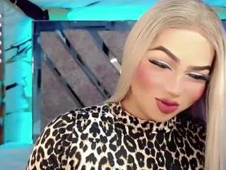 miss-adriana