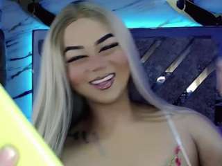 miss-adriana
