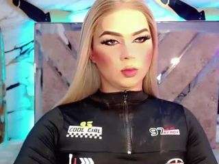 miss-adriana